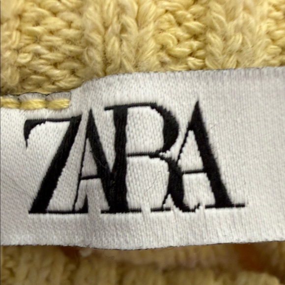 Zara Pastel Blue and Pink Cardigan with Yellow Floral Accents - Picture 10 of 13